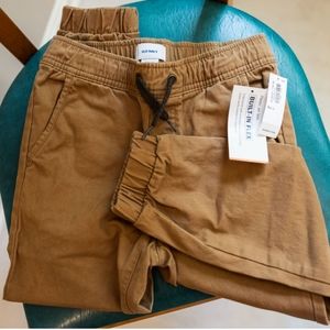 Old Navy Khaki jogger pants with pockets and functional drawstring